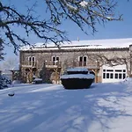 ベッド・アンド・ブレックファスト Domaine Des Pecheries Montel-de-Gelat