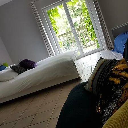 Domaine Des Pecheries Bed & Breakfast *